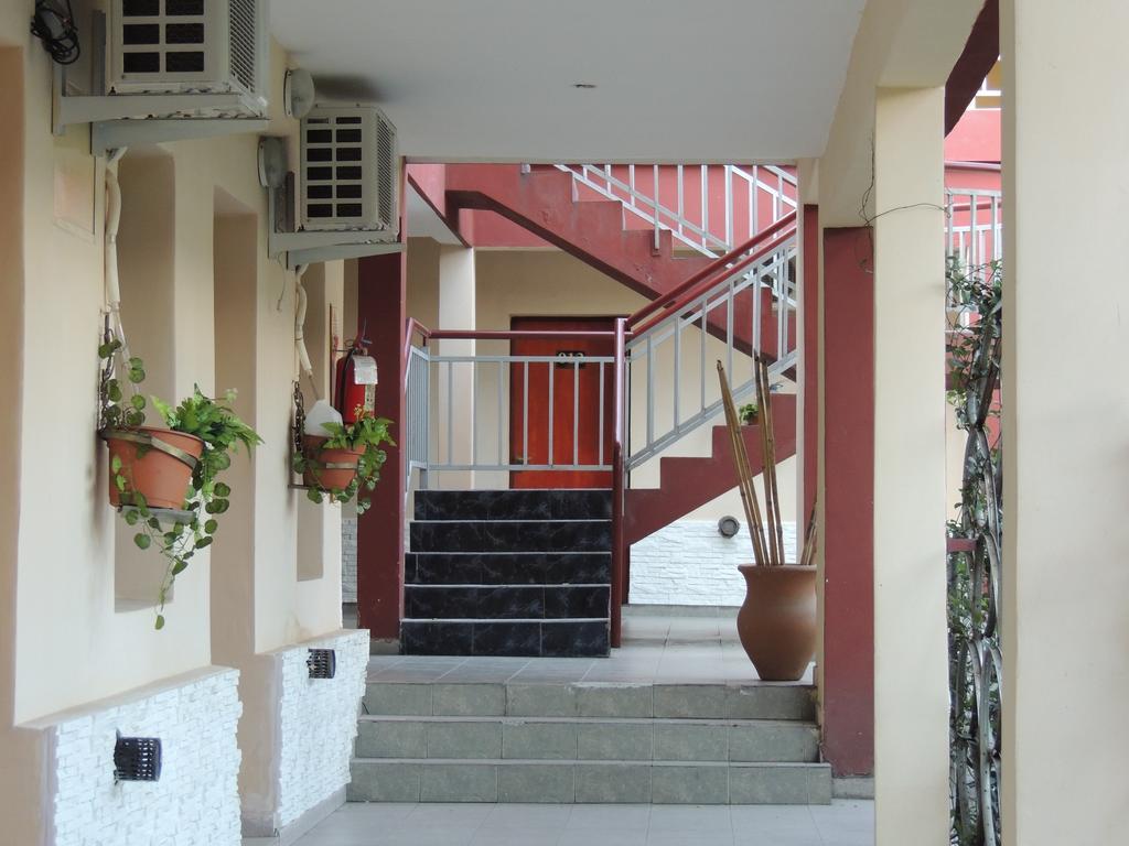 La Pergola Hotel Tucuman San Miguel de Tucumán Екстериор снимка