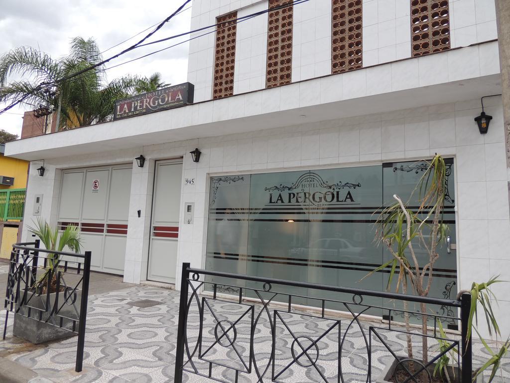 La Pergola Hotel Tucuman San Miguel de Tucumán Екстериор снимка